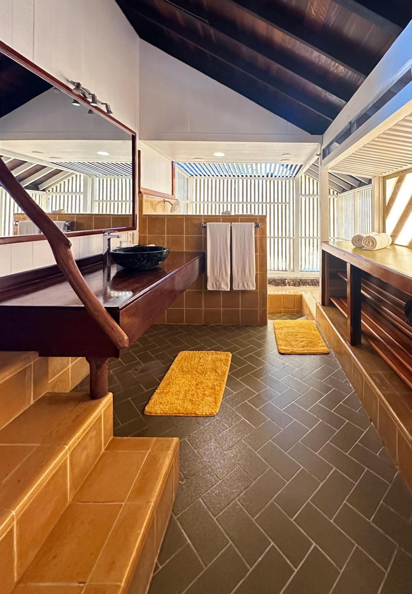 Chez Jay Moorea Beach House Villa Maharepa  Bagian luar foto